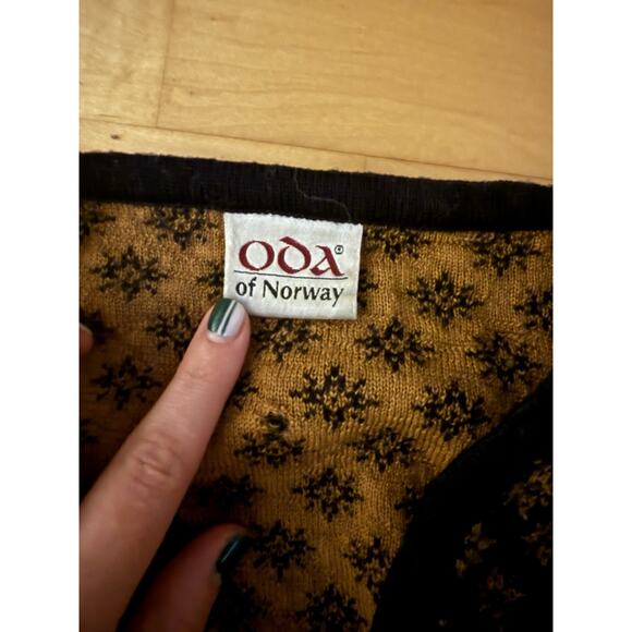 ODA of Norway Design Gerd Vikingstad Lightweight Red Tan Wool Cardigan Sweater M - Picture 2 of 5